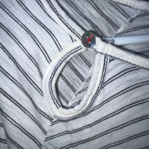 T.La Anthropologie Off White Striped Montel Keyhole Tunic Women’s Size XS NWT - Picture 3 of 7